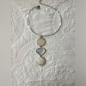Chico’s choker drop necklace! Excellent condition! Reversible!